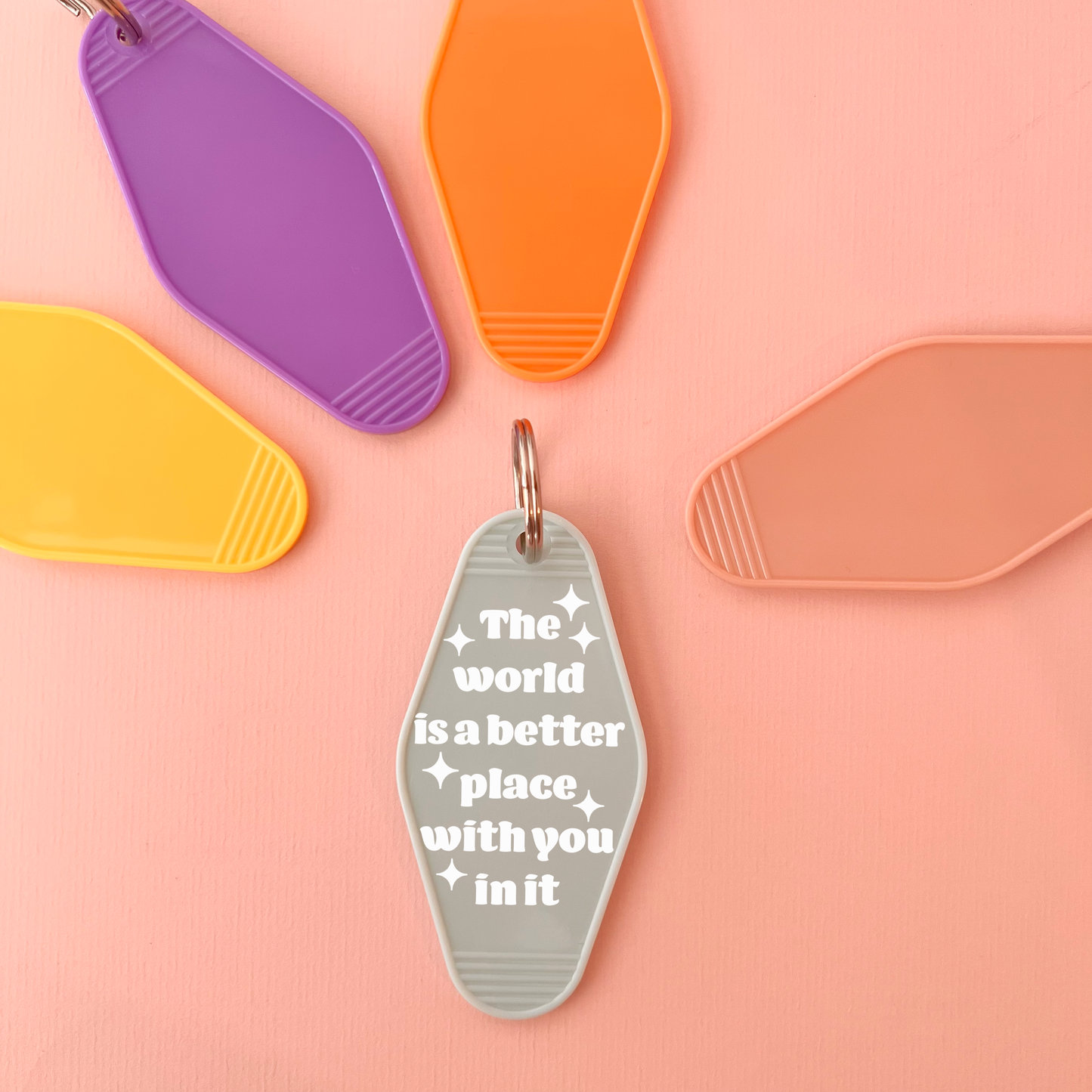 Retro sleutelhanger - The world is a better place with you in it