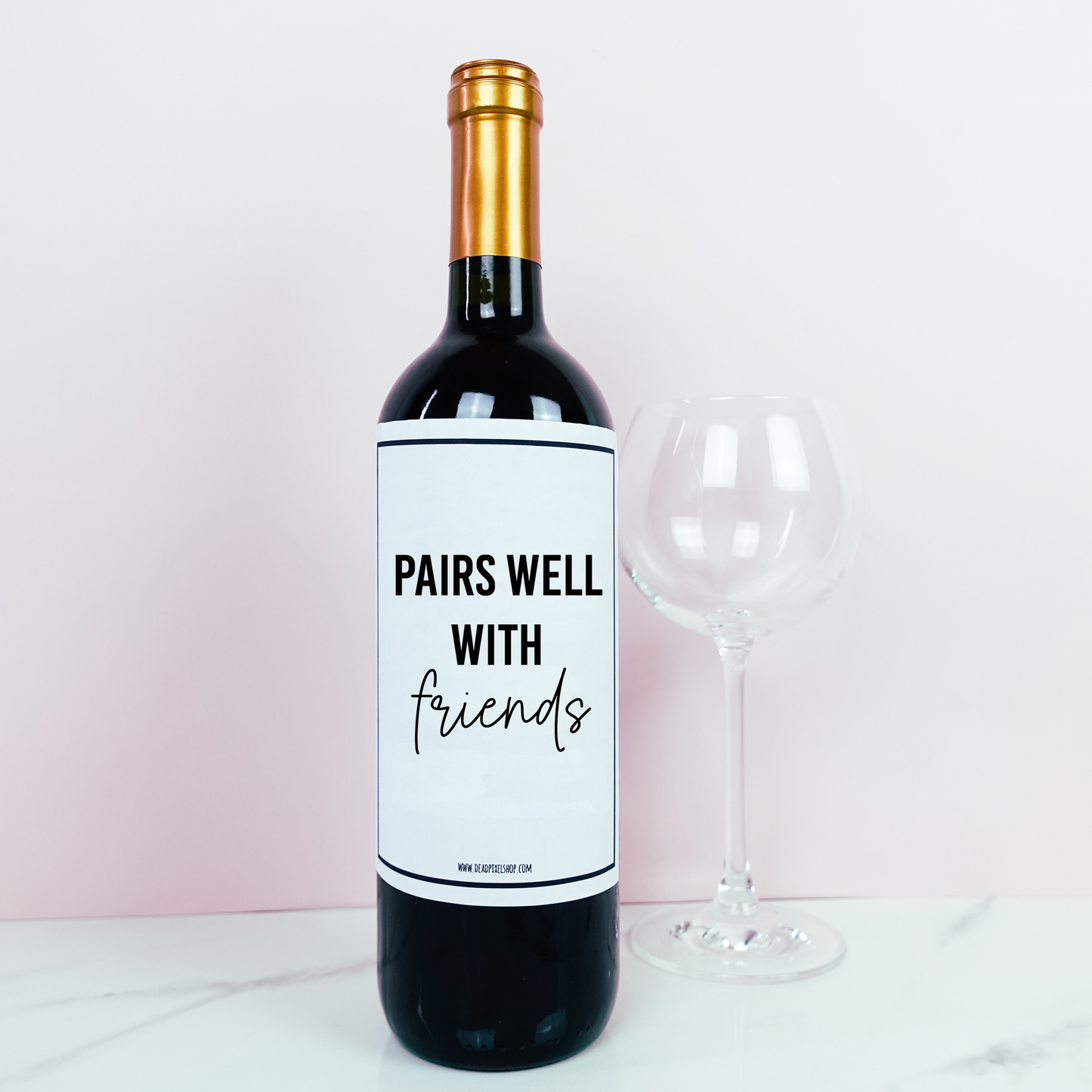 Wijnetiket - Pairs well with friends