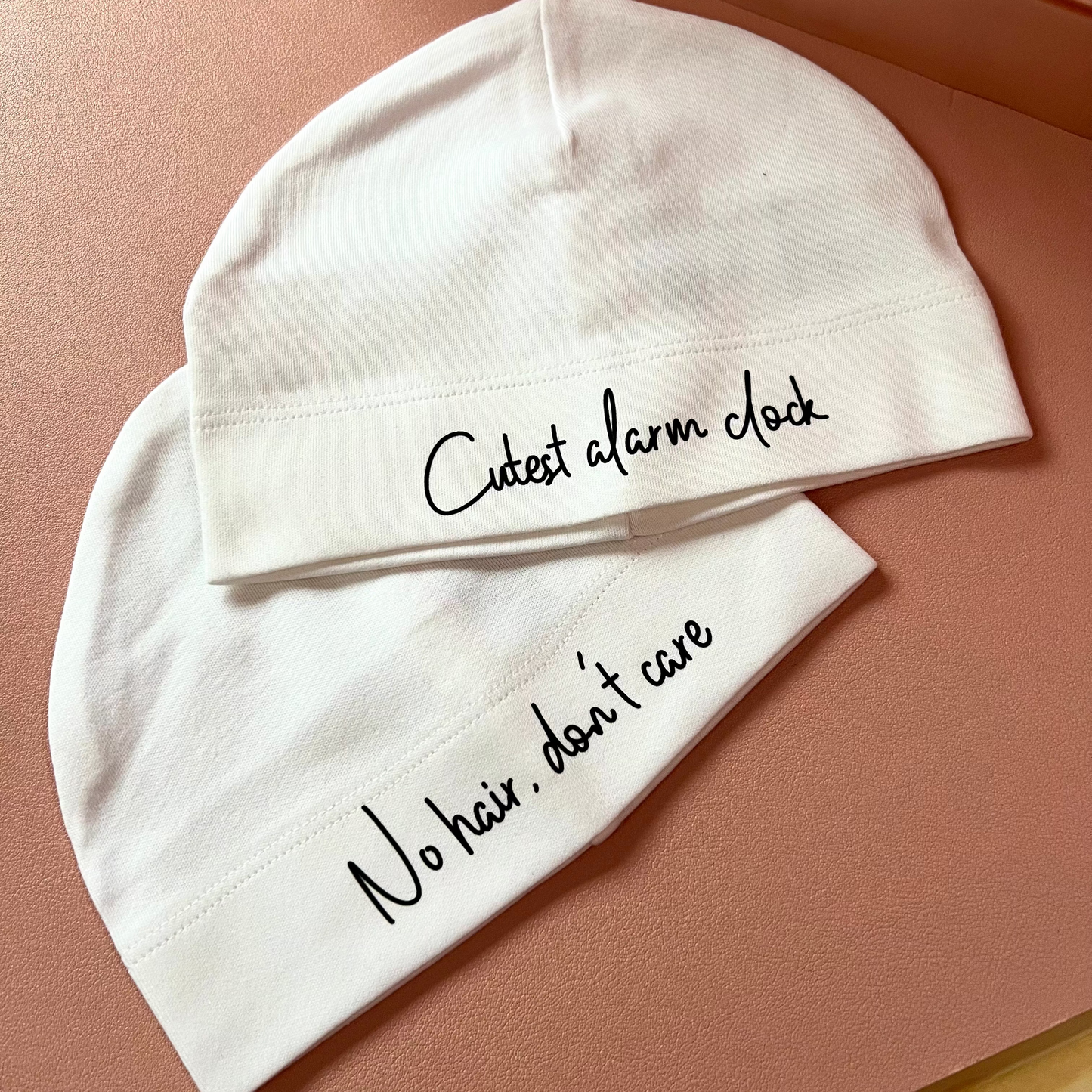 Babymuts “No hair don’t care” – 100% Katoen